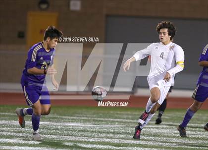 Thumbnail 2 in Point Loma vs. St. Augustine (CIF SDS Open Division Semifinal) photogallery.