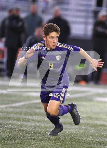 Thumbnail 3 in Point Loma vs. St. Augustine (CIF SDS Open Division Semifinal) photogallery.