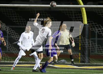 Thumbnail 2 in Point Loma vs. St. Augustine (CIF SDS Open Division Semifinal) photogallery.