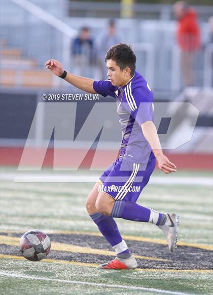 Thumbnail 3 in Point Loma vs. St. Augustine (CIF SDS Open Division Semifinal) photogallery.