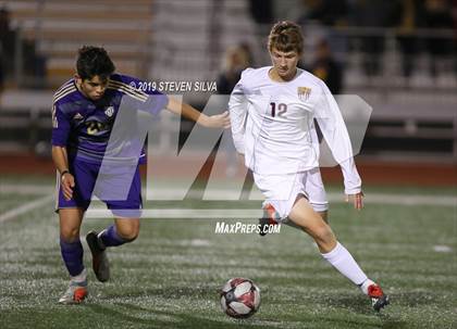 Thumbnail 1 in Point Loma vs. St. Augustine (CIF SDS Open Division Semifinal) photogallery.