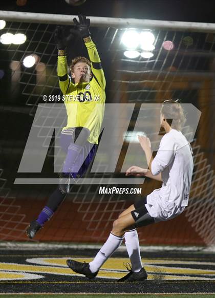 Thumbnail 1 in Point Loma vs. St. Augustine (CIF SDS Open Division Semifinal) photogallery.