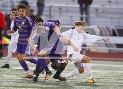 Thumbnail 1 in Point Loma vs. St. Augustine (CIF SDS Open Division Semifinal) photogallery.