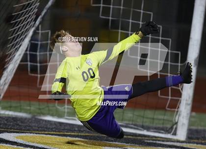 Thumbnail 3 in Point Loma vs. St. Augustine (CIF SDS Open Division Semifinal) photogallery.
