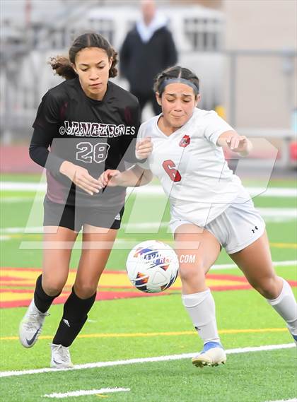 Thumbnail 1 in Lee Williams vs. Salpointe Catholic (AIA 6A Semifinal) photogallery.