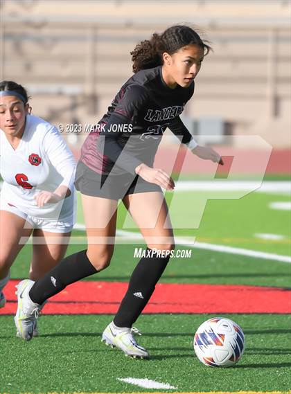 Thumbnail 3 in Lee Williams vs. Salpointe Catholic (AIA 6A Semifinal) photogallery.