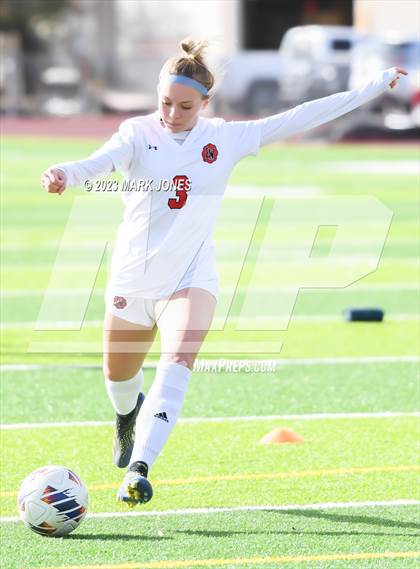 Thumbnail 1 in Lee Williams vs. Salpointe Catholic (AIA 6A Semifinal) photogallery.