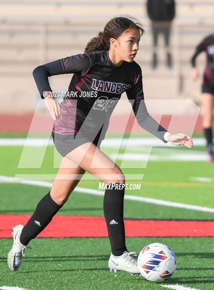 Thumbnail 3 in Lee Williams vs. Salpointe Catholic (AIA 6A Semifinal) photogallery.