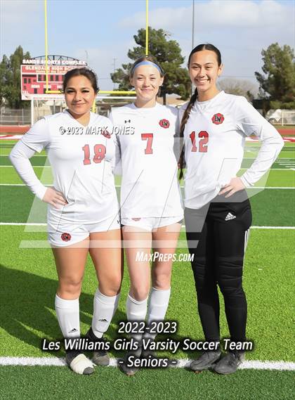 Thumbnail 1 in Lee Williams vs. Salpointe Catholic (AIA 6A Semifinal) photogallery.