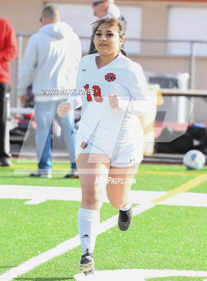 Thumbnail 3 in Lee Williams vs. Salpointe Catholic (AIA 6A Semifinal) photogallery.