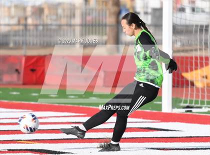 Thumbnail 3 in Lee Williams vs. Salpointe Catholic (AIA 6A Semifinal) photogallery.