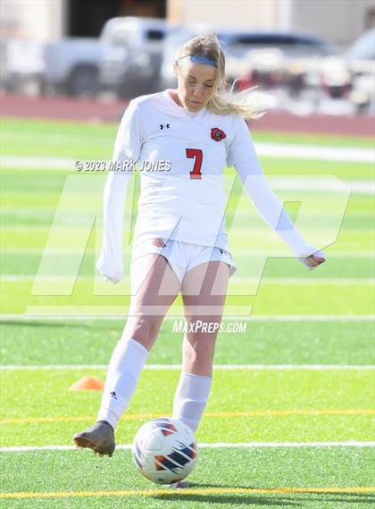 Thumbnail 2 in Lee Williams vs. Salpointe Catholic (AIA 6A Semifinal) photogallery.