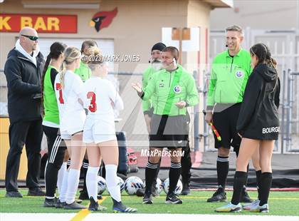 Thumbnail 2 in Lee Williams vs. Salpointe Catholic (AIA 6A Semifinal) photogallery.