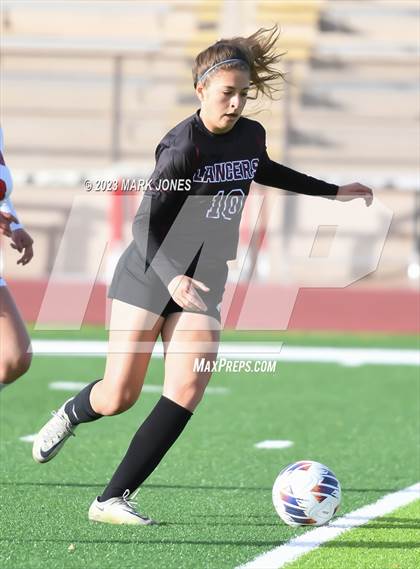 Thumbnail 2 in Lee Williams vs. Salpointe Catholic (AIA 6A Semifinal) photogallery.