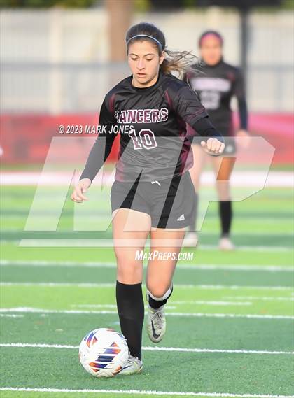Thumbnail 2 in Lee Williams vs. Salpointe Catholic (AIA 6A Semifinal) photogallery.