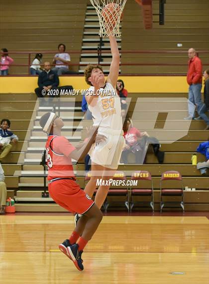 Thumbnail 2 in Calvary @ East Peoria photogallery.