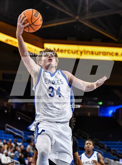 Thumbnail 2 in Notre Dame (SO) vs. Santa Margarita photogallery.