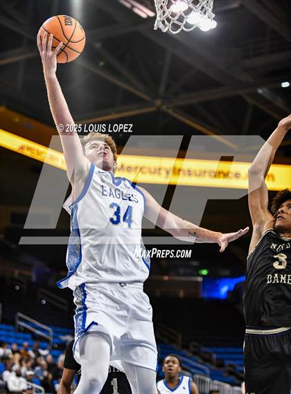 Thumbnail 3 in Notre Dame (SO) vs. Santa Margarita photogallery.
