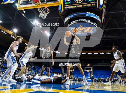 Thumbnail 2 in Notre Dame (SO) vs. Santa Margarita photogallery.