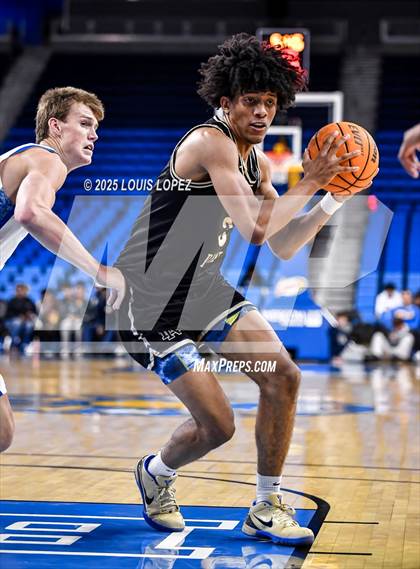 Thumbnail 3 in Notre Dame (SO) vs. Santa Margarita photogallery.