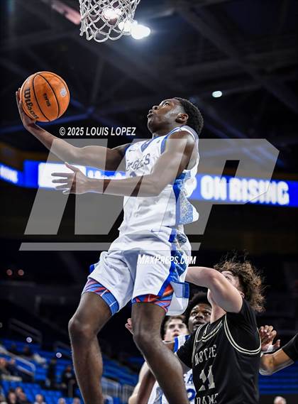 Thumbnail 1 in Notre Dame (SO) vs. Santa Margarita photogallery.