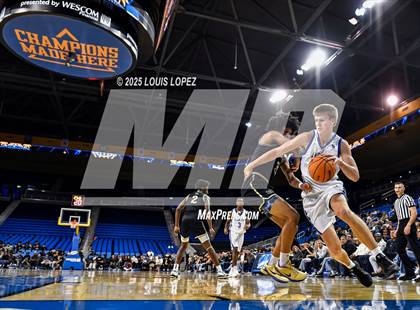 Thumbnail 1 in Notre Dame (SO) vs. Santa Margarita photogallery.