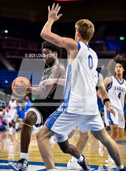 Thumbnail 1 in Notre Dame (SO) vs. Santa Margarita photogallery.