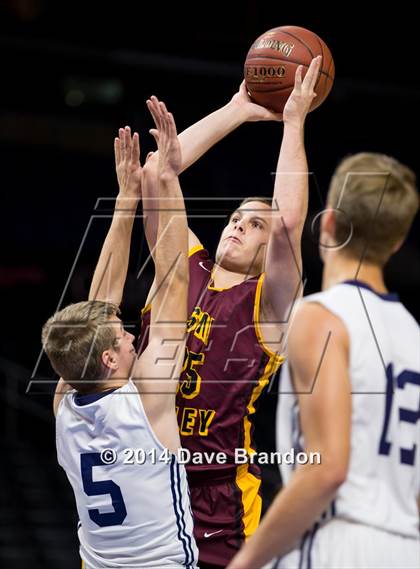 Thumbnail 2 in Simi Valley vs. San Gabriel Academy photogallery.