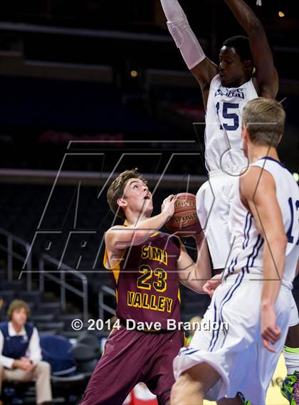 Thumbnail 3 in Simi Valley vs. San Gabriel Academy photogallery.