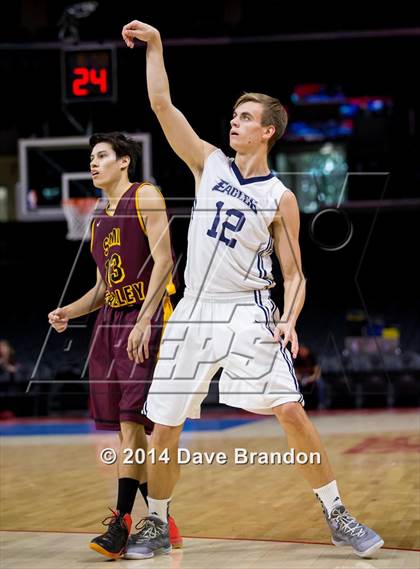 Thumbnail 2 in Simi Valley vs. San Gabriel Academy photogallery.