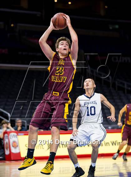 Thumbnail 2 in Simi Valley vs. San Gabriel Academy photogallery.