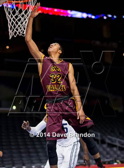 Thumbnail 3 in Simi Valley vs. San Gabriel Academy photogallery.