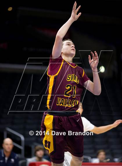 Thumbnail 1 in Simi Valley vs. San Gabriel Academy photogallery.