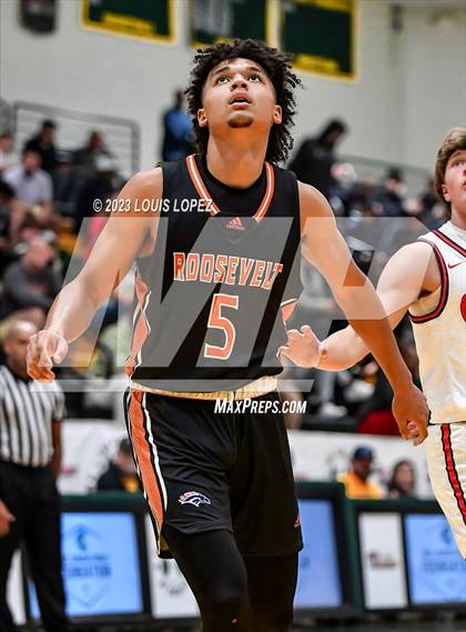 Thumbnail 2 in Roosevelt vs. Owyhee (The Classic at Damien) photogallery.