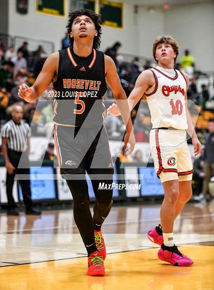 Thumbnail 3 in Roosevelt vs. Owyhee (The Classic at Damien) photogallery.