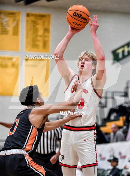 Thumbnail 1 in Roosevelt vs. Owyhee (The Classic at Damien) photogallery.