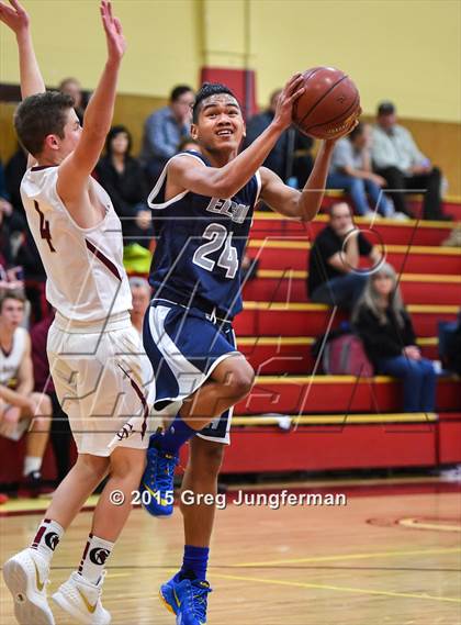 Thumbnail 1 in Cardinal Newman vs Elsie Allen (Rose City Classic) photogallery.