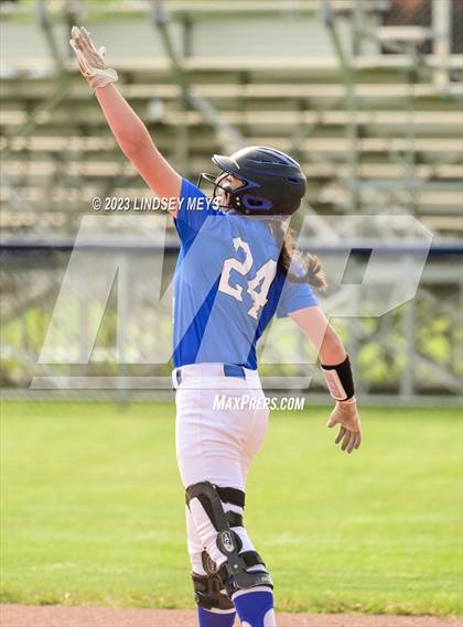 Thumbnail 3 in Livonia @ Batavia (NYSPHSAA Section V Class B1 Quarterfinal) photogallery.