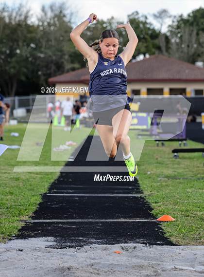 Thumbnail 3 in Clyde Harris Invitational photogallery.