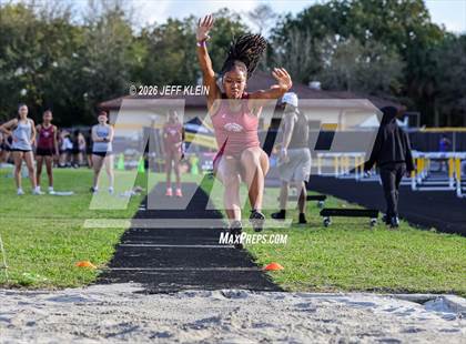 Thumbnail 2 in Clyde Harris Invitational photogallery.