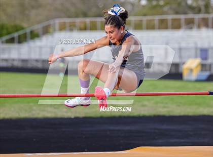 Thumbnail 1 in Clyde Harris Invitational photogallery.
