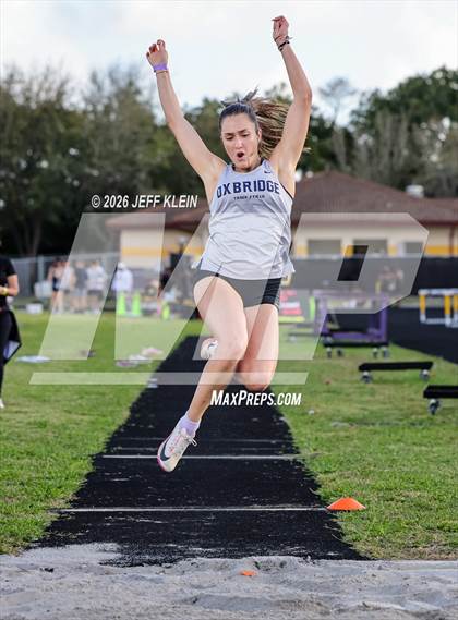 Thumbnail 2 in Clyde Harris Invitational photogallery.