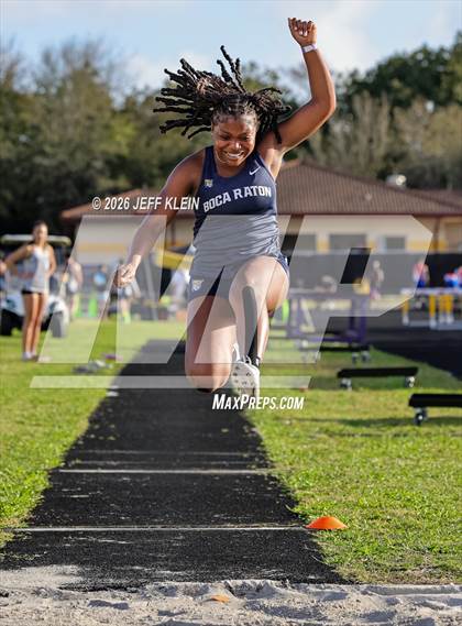 Thumbnail 1 in Clyde Harris Invitational photogallery.