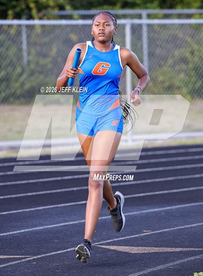 Thumbnail 2 in Clyde Harris Invitational photogallery.