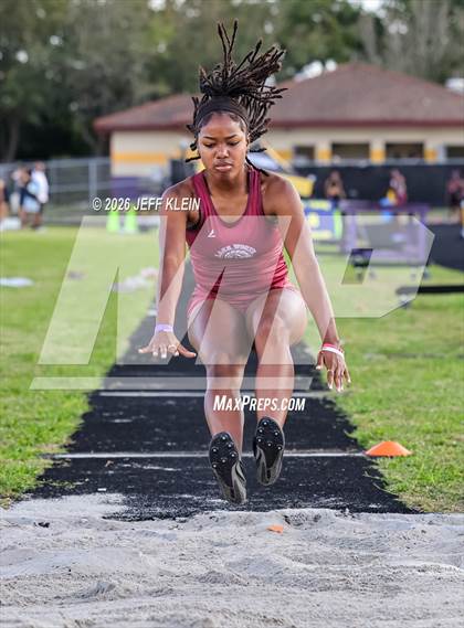 Thumbnail 1 in Clyde Harris Invitational photogallery.