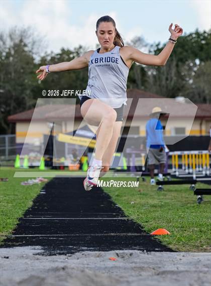Thumbnail 1 in Clyde Harris Invitational photogallery.