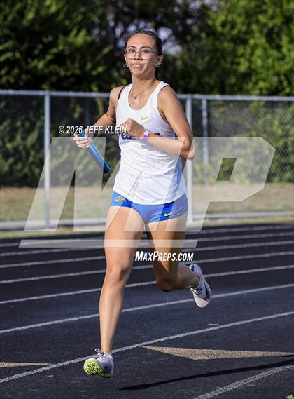 Thumbnail 3 in Clyde Harris Invitational photogallery.
