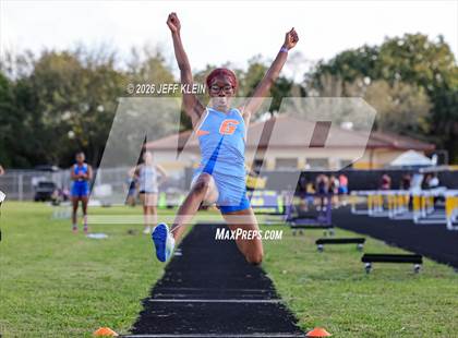 Thumbnail 1 in Clyde Harris Invitational photogallery.