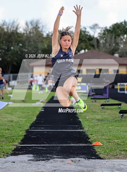 Thumbnail 1 in Clyde Harris Invitational photogallery.