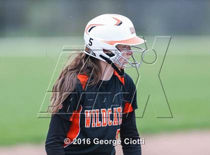Thumbnail 3 in Westosha Central Vs Libertyville photogallery.